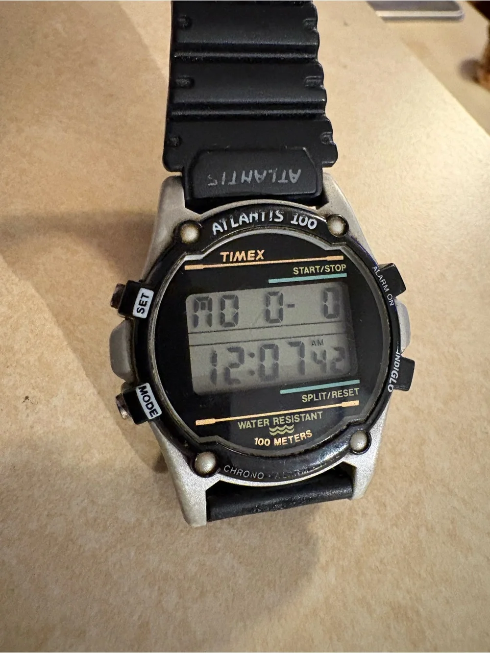 TIMEX VINTAGE ATLANTIS 100 DIGITAL 40mm WATCH ORIGINAL BRACELET New Battery